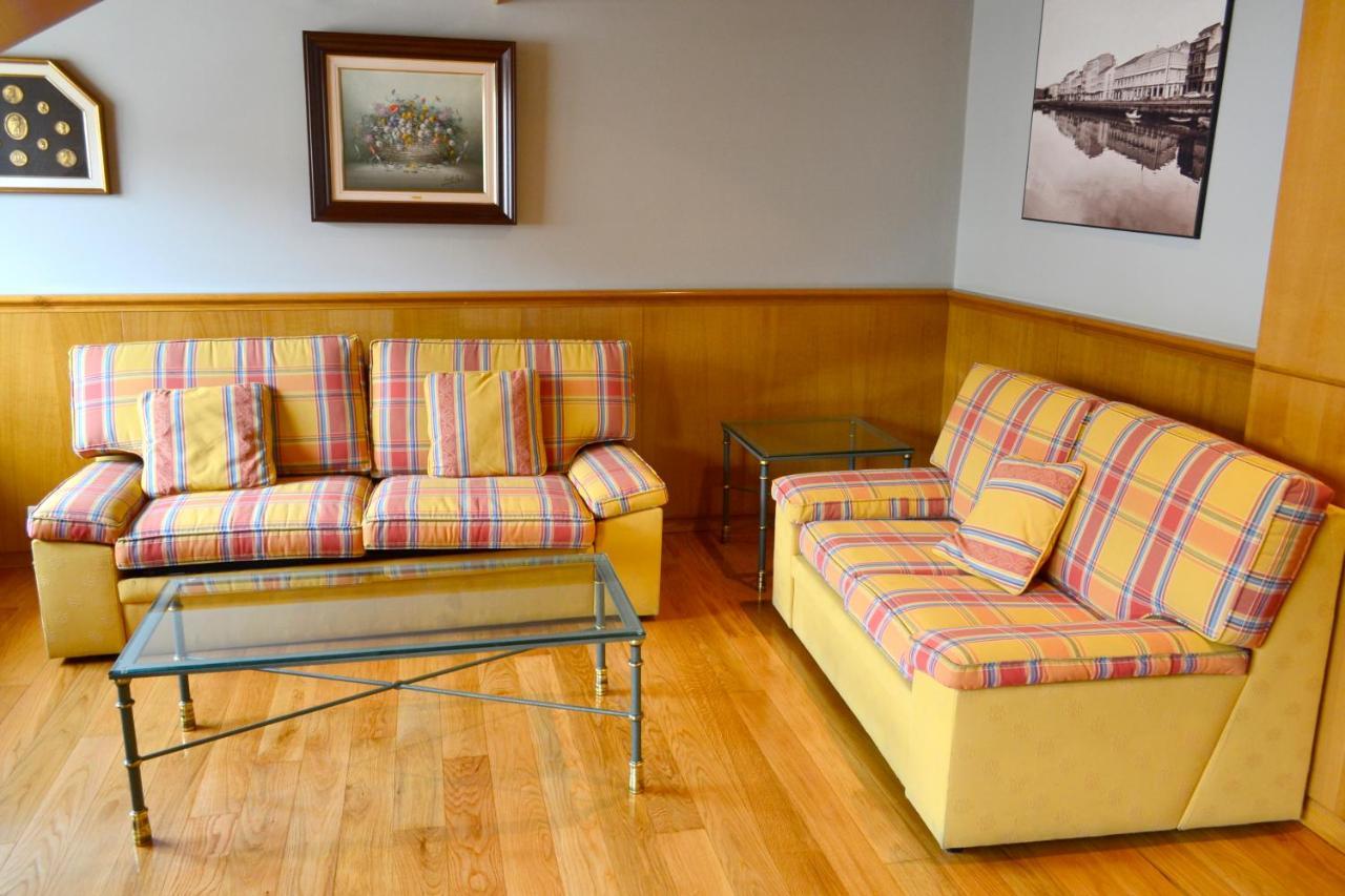 Hotel Alda El Suizo Ferrol Bagian luar foto